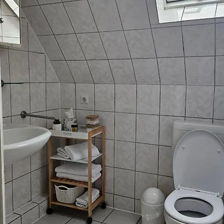 Eigene Und Zentrale Lage * هيرن